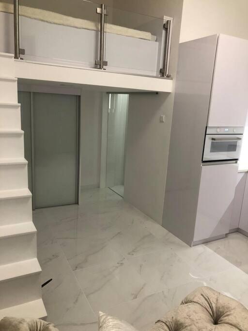Colton West Deluxe Apartment ブダペスト エクステリア 写真